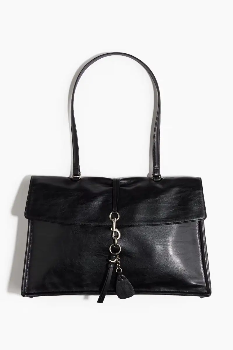 Bolso de estilo maletín.