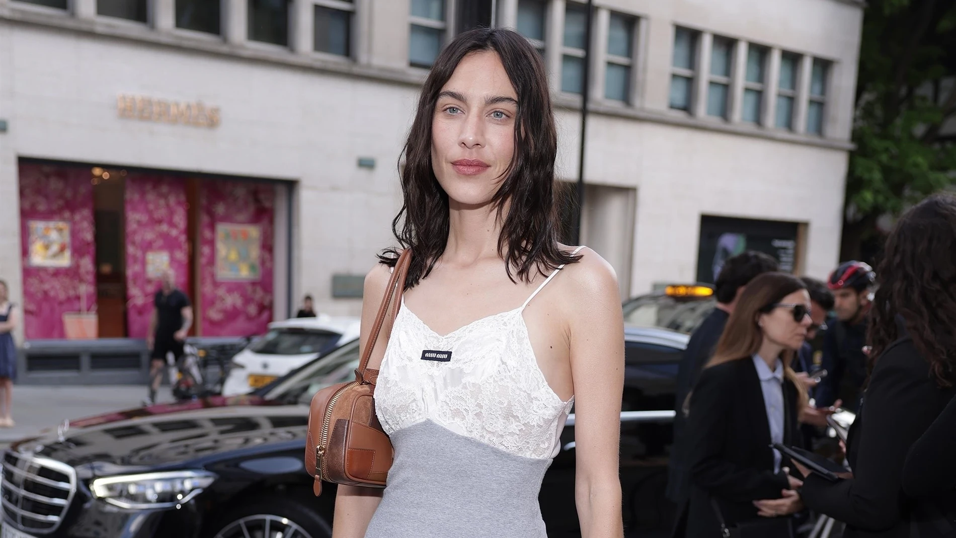 Look lencero de Alexa Chung.