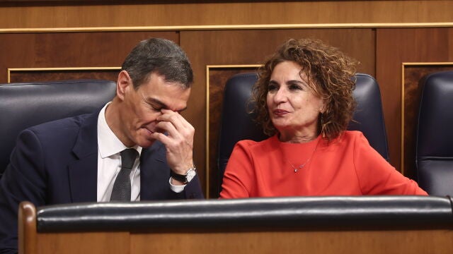 Pedro S&aacute;nchez y Mar&iacute;a Jes&uacute;s Montero