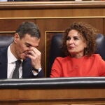 Pedro S&aacute;nchez y Mar&iacute;a Jes&uacute;s Montero