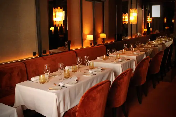 El dueño de un restaurante indigna a todos al saltarse los derechos laborales con una decisión que un juzgado tacha de “totalmente ilegal” El dueño de un restaurante indigna a todos al saltarse los derechos laborales con una decisión que un juzgado tacha de “totalmente ilegal”