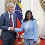 Secretario de Energía de EE.UU. impulsa "histórico" acuerdo con Delcy Rodríguez en Caracas