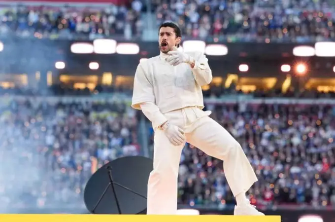 Música, poder y espectáculo Música, poder y espectáculo