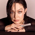 gigi_packinhand_lsbodymascara_developed_3000