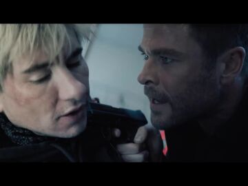 Barry Keoghan y Chris Hemsworth representan las dos caras de la delincuencia