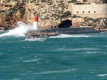 MURCIA.-Los fuertes vientos obligan a suspender las actividades deportivas en instalaciones municipales de Cartagena MURCIA.-Los fuertes vientos obligan a suspender las actividades deportivas en instalaciones municipales de Cartagena