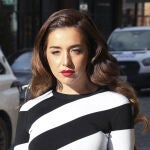 Lola &Iacute;ndigo arrasa en el desfile de Carolina Herrera.