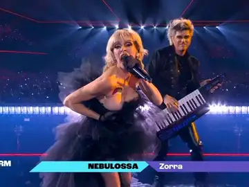 Nebulossa cuela una bandera palestina en la final del Benidorm Fest Nebulossa cuela una bandera palestina en la final del Benidorm Fest