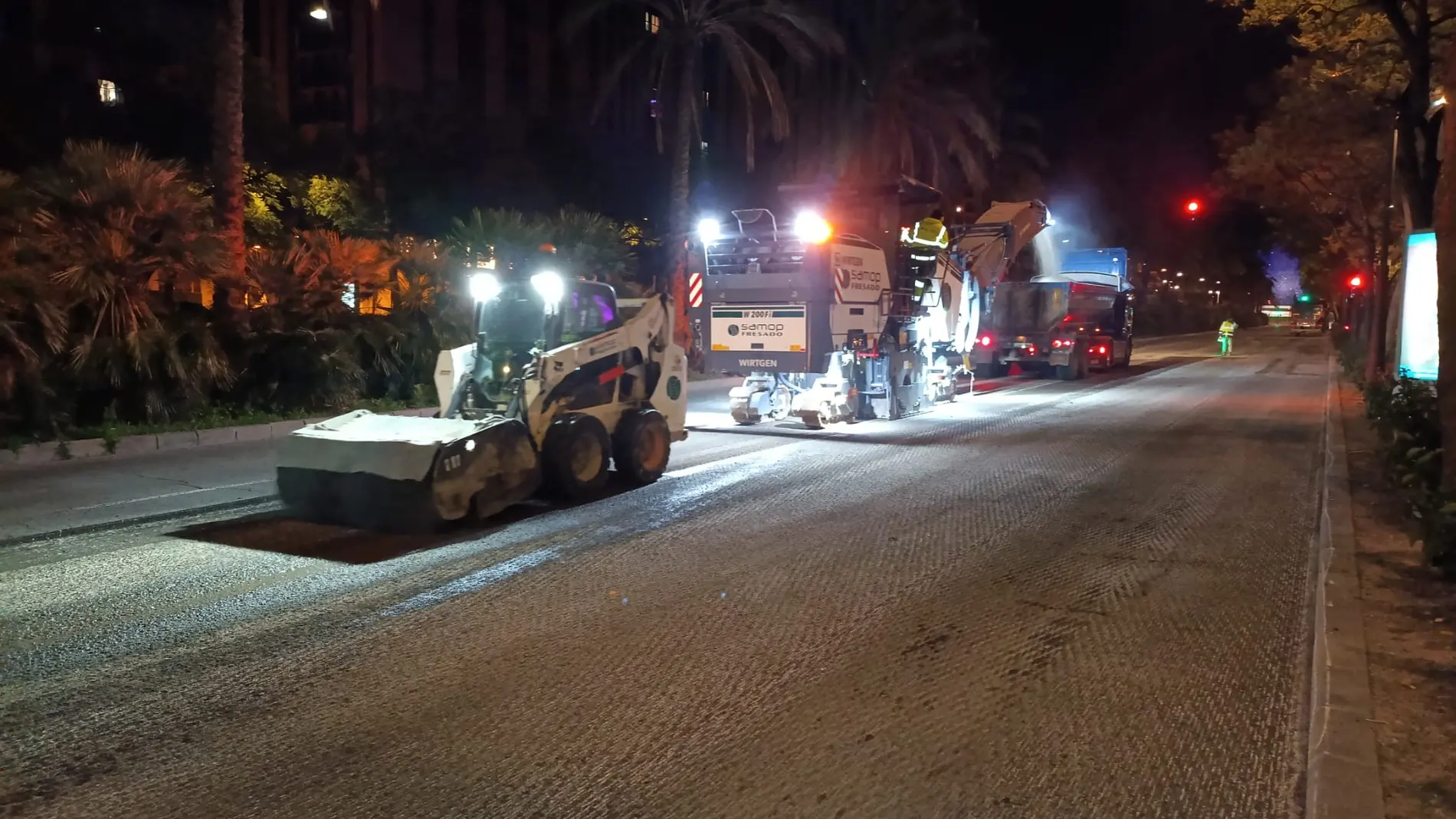 Empieza el asfaltado de la avenida de les Corts Valencianes, en horario nocturno para minimizar las afecciones al tráfico en Valencia
