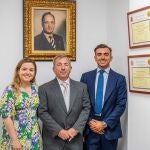 Laura Gimeno Garc&iacute;a, Manuel Gimeno Anguel&uacute;, y Manuel Gimeno Garc&iacute;a