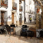 Vuelve a casa un primer grupo de desalojados en Grazalema hace 11 d&iacute;as por el temporal