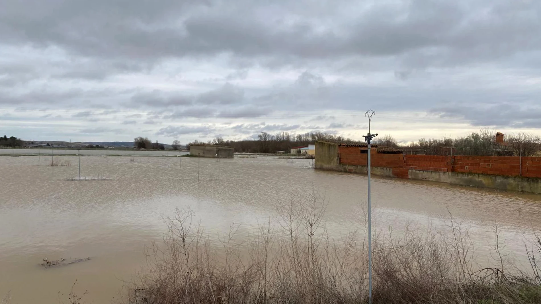 El Duero a su paso por Toro (Zamora)