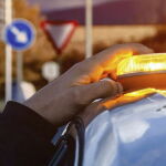 que baliza v16 comprar para tu coche comparativa de los mejores modelos homologados por la dgt