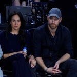 Meghan Markle y Harry en el All-Star Game 2026.