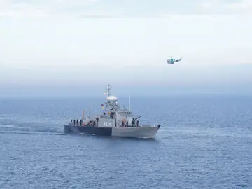 Irán.- Irán inicia maniobras militares en el estrecho de Ormuz a un día de reanudar las negociaciones nucleares con EEUU (Foto de ARCHIVO) Imagen de archivo de un buque de la Armada de Irán. Europa Press/Contacto/Iranian Army Office 04/11/2024 ONLY FOR USE IN SPAIN