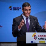 El Presidente del Gobierno, Pedro S&aacute;nchez, clausura el acto de presentaci&oacute;n del nuevo fondo &lsquo;Espa&ntilde;a Crece&rsquo;, en