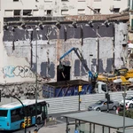 Imagen de archivo del derribo y desescombro llevado a cabo en 2019 del edificio donde se ubicaron hasta 2004 los cines Astoria y Victoria