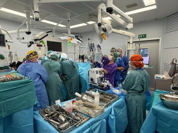 Imagen de la cirug&iacute;a a la que fue sometida Cristina