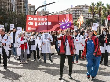 Salut cifra en un 7,2% el seguimiento de la huelga de m&eacute;dicos en Catalunya y MC en un 43%
