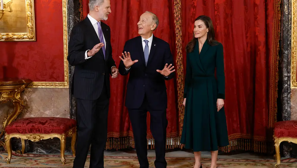 Los reyes reciben al presidente de Portugal en el Palacio Real