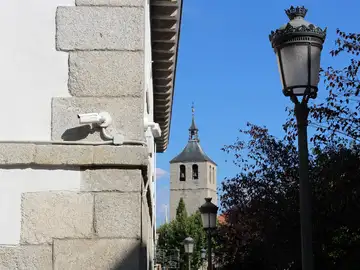 El Ayuntamiento llega a acuerdos con universidades para becar a empadronados en el municipio El Ayuntamiento llega a acuerdos con universidades para becar a empadronados en el municipio