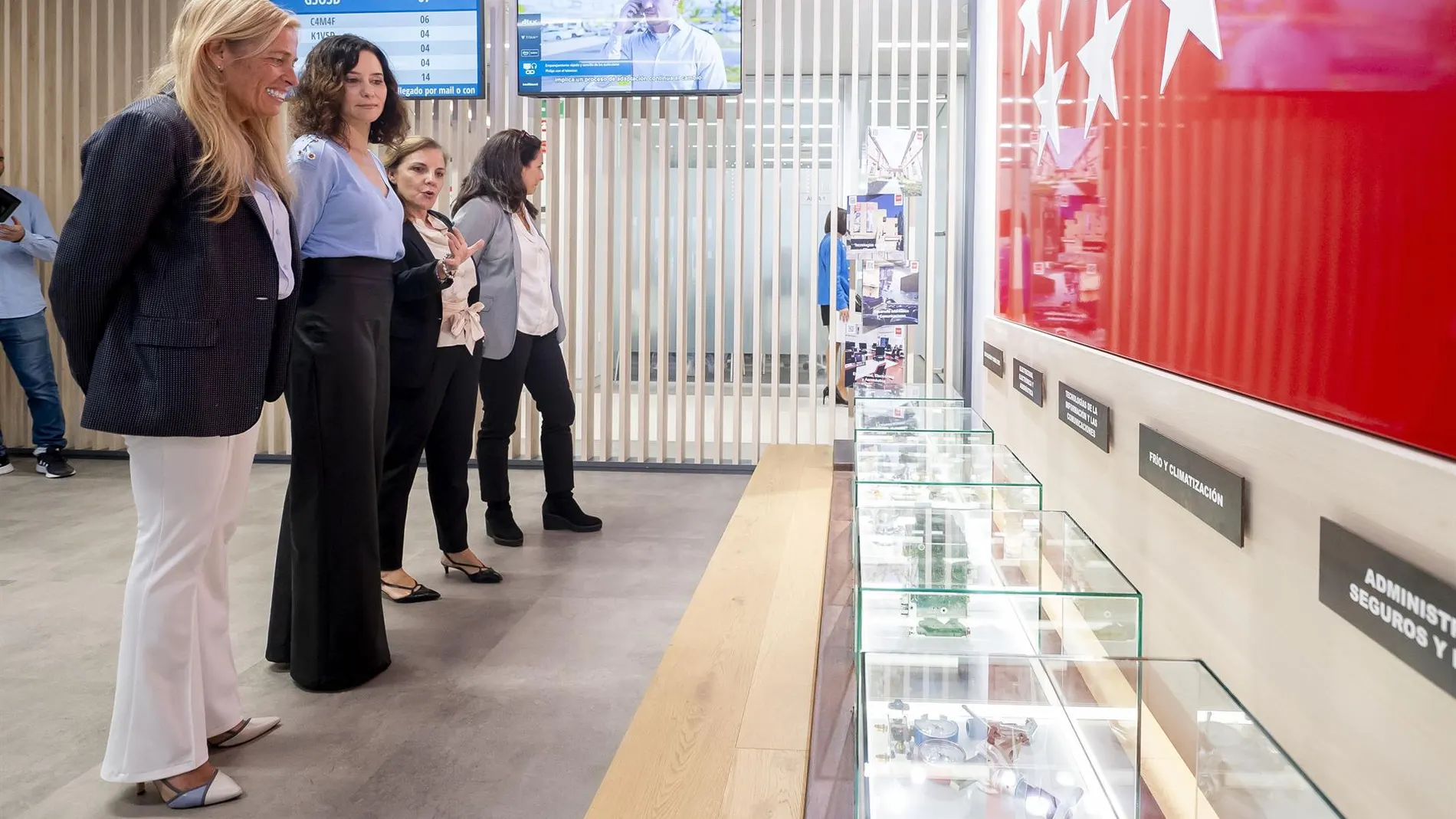 MADRID.-El Plan de Empleo Joven ofrece formación a 22.965 madrileños y realiza 20.000 itinerarios personalizados