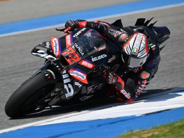 72 BEZZECCHI Marco (ita), Aprilia Racing, Aprilia RS-GP26, action during the Thailand MotoGP Test on the Chang International Circuit from February 21 to 22, 2026 in Buriram, Thailand - Photo Studio Milagro / DPPIAFP7 21/02/2026 ONLY FOR USE IN SPAIN