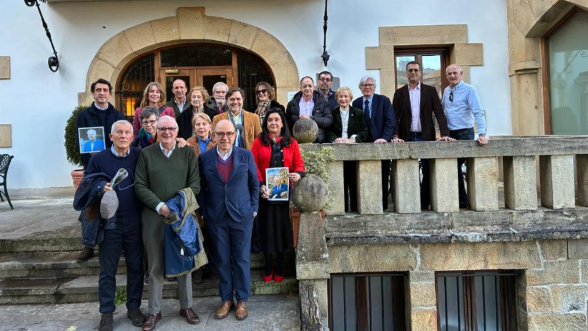 La plataforma Foruak Orain rinde homenaje a Guillermo Gortázar