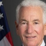 El embajador de EE UU en Francia, Charles Kushner