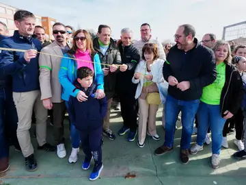 El presidente de la Diputación de Valladolid, Conrado Íscar, participa en la Marcha contra el Cáncer de Tordesillas El presidente de la Diputación de Valladolid, Conrado Íscar, participa en la Marcha contra el Cáncer de Tordesillas