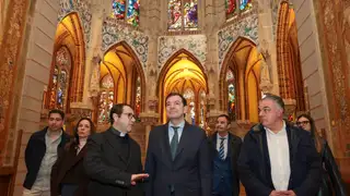 Mañueco visita el Palacio Episcopal de Astora Así ha sido la jornada de reflexión para los candidatos en Castilla y León