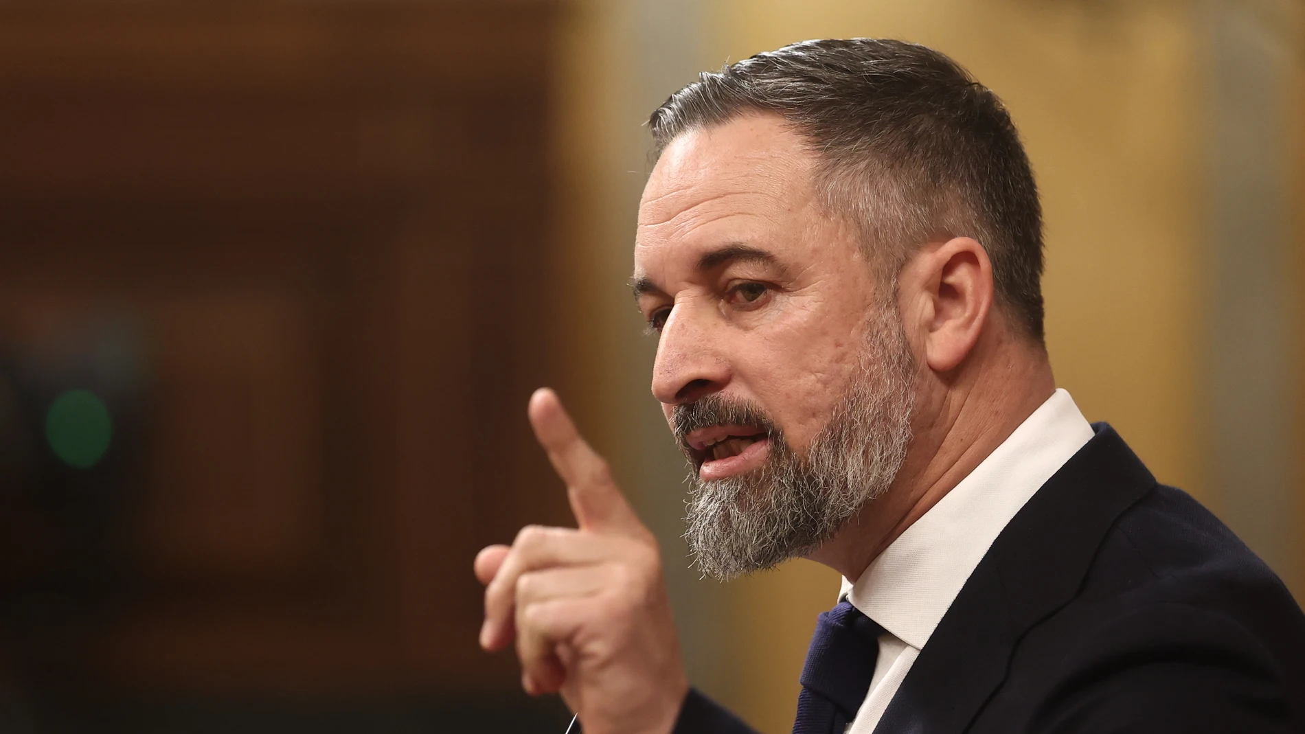 Abascal rechaza el documento marco del PP para sus pactos con Vox: "Es como si trataran con salvajes"