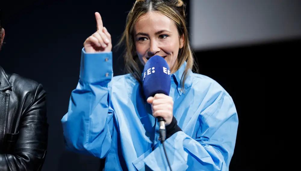 Los presentadores de la gala de los Goya 2026, Rigoberta Bandini y Luis Tosar, charlan con EFE sobre los preparativos de la ceremonia de premios más importantes del cine español