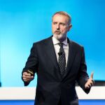 Econom&iacute;a/Bolsa.- Telef&oacute;nica sube un 3% tras presentar resultados, fijar sus nuevos objetivos y confirmar dividendo