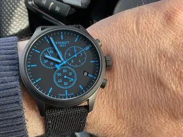 Su movimiento suizo ofrece una excelente precisión Tissot Chrono XL