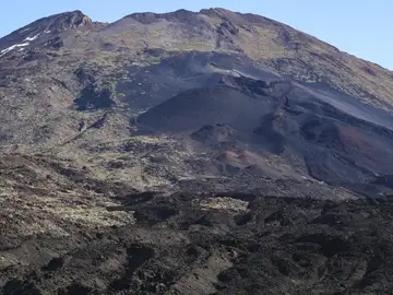 El Teide ya se puede escuchar: así suenan las señales registradas bajo Tenerife Imagen de archivo de Cañadas del Teide, zona en la que se ha registrado en los últimos 10 años actividad sísmica anómala que para la comunidad científica deja de manifiesto que Tenerife es una isla volcánicamente activa.
