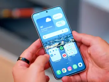 Este teléfono de gama alta barata de Samsung es una compra acertada Frontal del Samsung Galaxy S25 FE