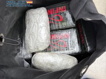 Incautan en Barajas 110 kilos de coca&iacute;na en un contenedor a&eacute;reo procedente de Colombia