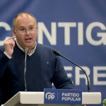 Miguel Tellado asiste a la clausura del Congreso local del partido en Culleredo (A Coru&ntilde;a)