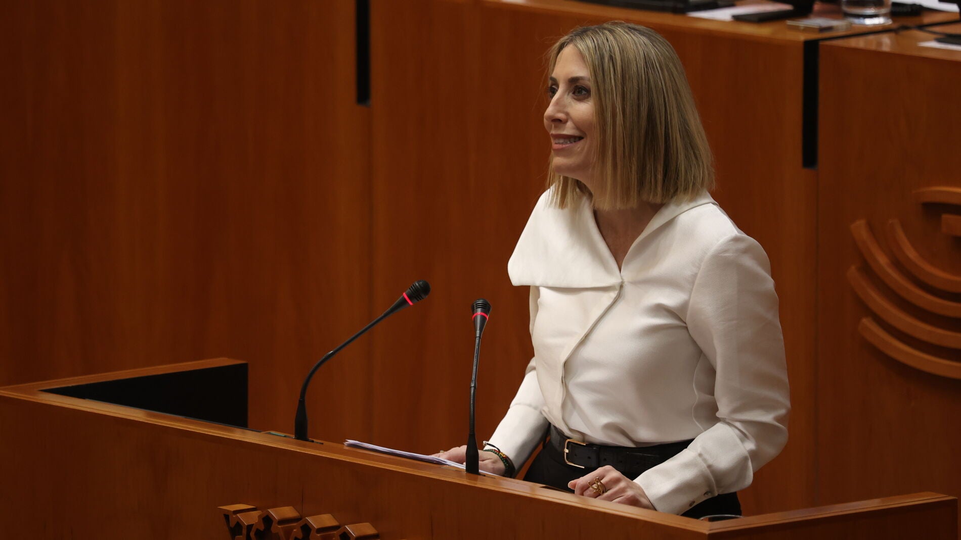 Guardiola pronuncia su discurso de investidura como presidenta de la Junta de Extremadura