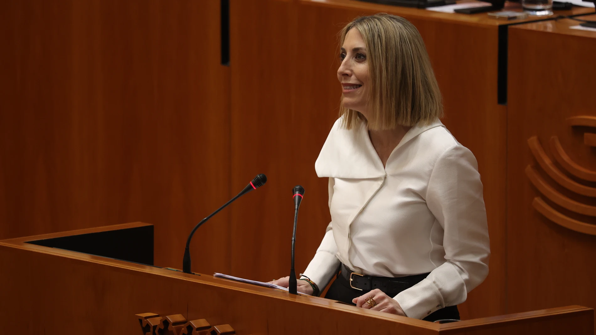 Guardiola pronuncia su discurso de investidura como presidenta de la Junta de Extremadura