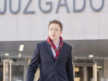 &Iacute;&ntilde;igo Errej&oacute;n en su visita a los juzgados de Plaza de Castilla (Madrid)