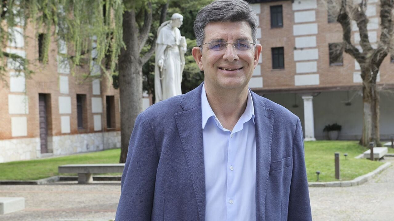 Carmelo García, nuevo rector de la Universidad de Alcalá de Henares