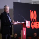 Zapatero se muestra "orgulloso" de la "valent&iacute;a y patriotismo" de S&aacute;nchez por decir a Trump que en "Espa&ntilde;a manda Espa&ntilde;a"