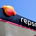 Econom&iacute;a.- Repsol invertir&aacute; un m&aacute;ximo de 10.000 millones hasta 2028 y repartir&aacute; 3.600 millones en dividendos en efectivo