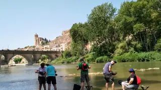 El río de Cataluña donde muchos buscan oro: en familia, con amigos o por pura curiosidad El río de Cataluña donde muchos buscan oro: en familia, con amigos o por pura curiosidad