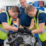 La FP actual combina la formaci&oacute;n en el aula con la inmersi&oacute;n en entornos laborales