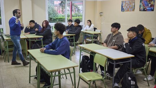 Más de la mitad de los profesores denuncian sufrir agresiones: Melilla ...