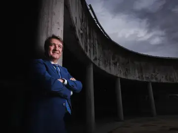 Jesús Moreno García, alcalde de Tres Cantos, el 10 de marzo en la plaza del ayuntamiento. Jesús Moreno García, alcalde de Tres Cantos @ Gonzalo Pérez