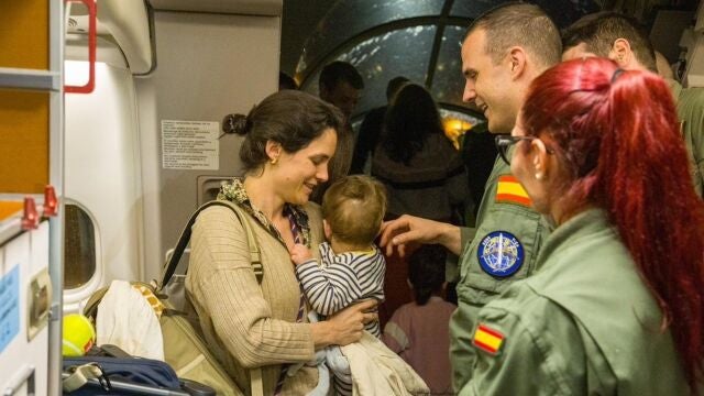 Aterriza en Espa&ntilde;a un tercer avi&oacute;n militar con 251 evacuados de Oriente Pr&oacute;ximo